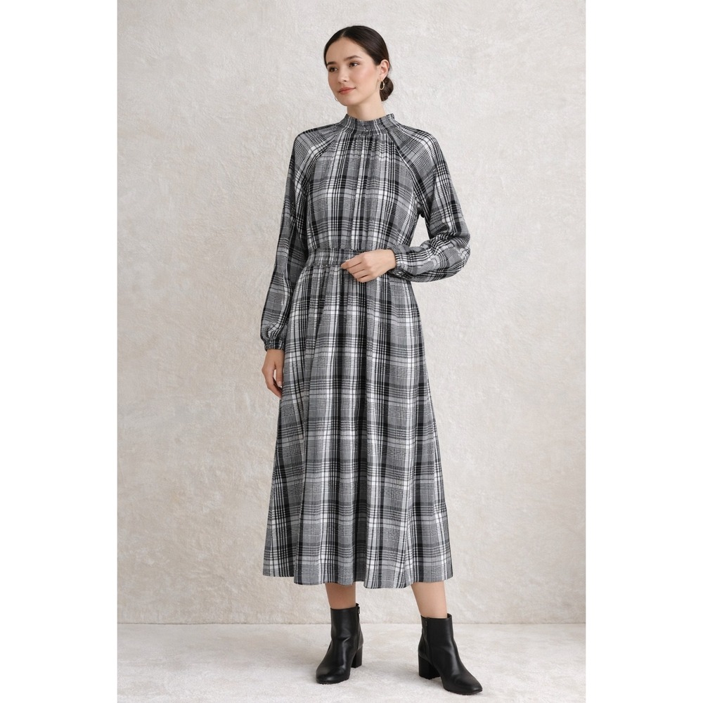 Plaid Smocked‎ Midi Dress Black White Cottagecore Modest Long Sleeve Size M NWT